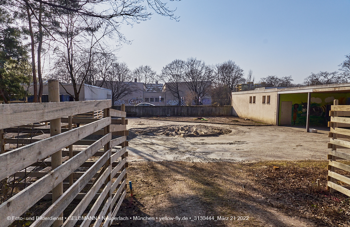 21.03.2022 - Baustelle am Haus für Kinder in Neuperlach